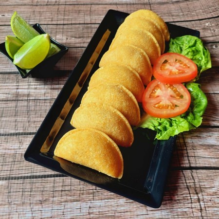 Empanada Mini de Carne Paquete 50 Unidades
